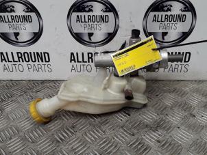 Gebruikte Hoofdremcilinder Citroen C3 Pluriel (HB) 1.6 16V Prijs op aanvraag aangeboden door AllroundCarParts