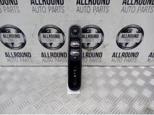 Gebruikte Schakelaar Elektrisch Raam Mini Countryman (R60) Prijs € 45,00 Margeregeling aangeboden door AllroundCarParts