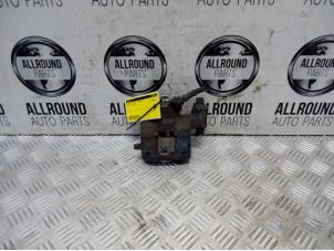 Gebruikte Remklauw (Tang) links-voor Ford Ka II Prijs op aanvraag aangeboden door AllroundCarParts