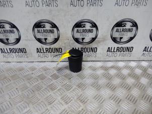 Gebruikte Asbak voor Volkswagen Polo VI (AW1) Prijs € 20,00 Margeregeling aangeboden door AllroundCarParts