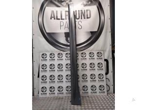Gebruikte Sideskirt links BMW 5 serie Touring (E61) Prijs € 60,00 Margeregeling aangeboden door AllroundCarParts