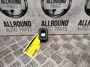 Gebruikte Schakelaar achterklep Mercedes C Estate (S205) Prijs € 20,00 Margeregeling aangeboden door AllroundCarParts