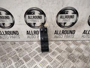 Gebruikte Combischakelaar ramen Mitsubishi Space Star (A0) Prijs € 30,00 Margeregeling aangeboden door AllroundCarParts