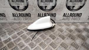 Gebruikte Antenne Nissan Qashqai (J11) 1.2 12V DIG-T Prijs € 50,00 Margeregeling aangeboden door AllroundCarParts