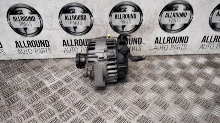 Gebruikte Dynamo Ford Kuga II (DM2) 1.5 EcoBoost 16V 120 Prijs € 30,00 Margeregeling aangeboden door AllroundCarParts