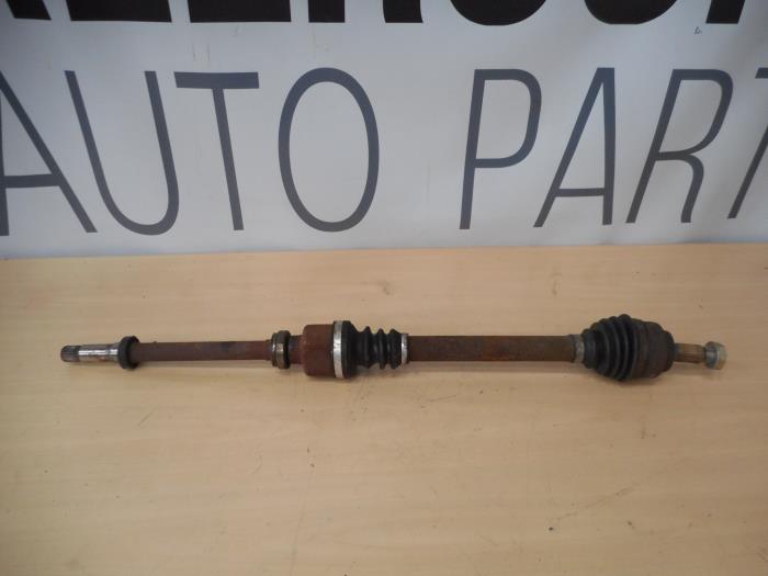 Gebruikte Aandrijfas links-voor Citroen C4 Coupé (LA) Prijs op aanvraag aangeboden door AllroundCarParts