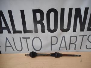 Gebruikte Steekas rechts-voor Peugeot 308 (4A/C) Prijs op aanvraag aangeboden door AllroundCarParts