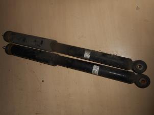 Gebruikte Schokbreker set Honda Jazz (GD/GE2/GE3) 1.3 i-Dsi Prijs op aanvraag aangeboden door AllroundCarParts