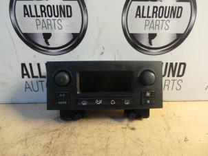 Gebruikte Climatronic Paneel Peugeot 307 CC (3B) 2.0 HDIF 16V Prijs op aanvraag aangeboden door AllroundCarParts