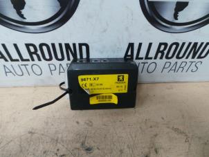 Gebruikte Module PDC Peugeot 206 CC (2D) 1.6 16V Prijs op aanvraag aangeboden door AllroundCarParts