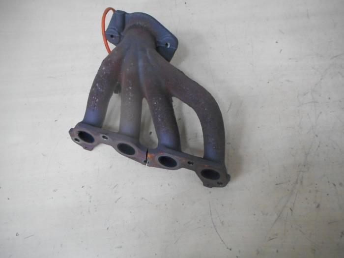 Gebruikte Uitlaatspruitstuk Renault Clio III (BR/CR) 1.2 16V 75 Prijs op aanvraag aangeboden door AllroundCarParts