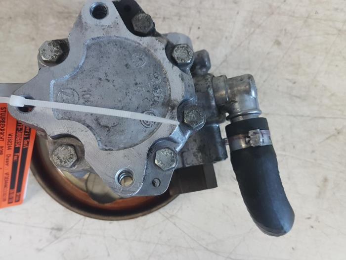 Gebruikte Stuurpomp Peugeot 807 Prijs € 35,00 Margeregeling aangeboden door Autodemontagebedrijf Smit