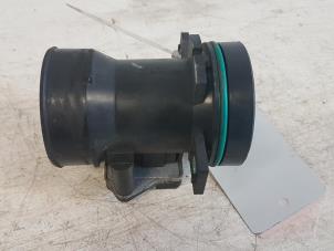 Gebruikte Luchtmassameter Ford Focus 1 Wagon 1.4 16V Prijs € 15,00 Margeregeling aangeboden door Autodemontagebedrijf Smit