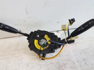 Gebruikte Licht + Raw Schakelaar Chevrolet Kalos (SF48) 1.2 Prijs € 35,00 Margeregeling aangeboden door Autodemontagebedrijf Smit