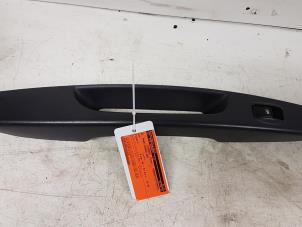 Gebruikte Elektrisch Raam Schakelaar Kia Picanto (BA) 1.1 12V Prijs € 20,00 Margeregeling aangeboden door Autodemontagebedrijf Smit