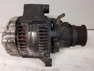 Gebruikte Alternator Hyundai Getz 1.5 CRDi 12V Prijs € 70,00 Margeregeling aangeboden door Autodemontagebedrijf Smit