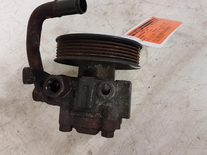 Gebruikte Pomp Servo Hyundai Getz 1.5 CRDi 12V Prijs € 15,00 Margeregeling aangeboden door Autodemontagebedrijf Smit