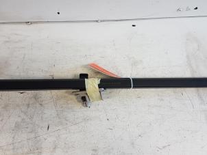 Gebruikte Zonneklep Lancia Phedra 2.0 16V Prijs op aanvraag aangeboden door Autodemontagebedrijf Smit