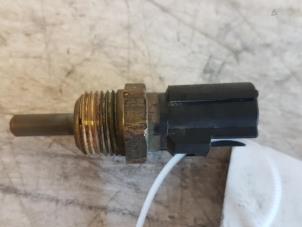 Gebruikte Temperatuursensor Motor Smart Forfour (454) 1.1 12V Prijs op aanvraag aangeboden door Autodemontagebedrijf Smit