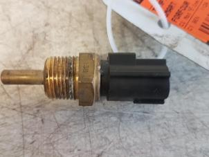 Gebruikte Temperatuursensor Motor Smart Forfour (454) 1.1 12V Prijs op aanvraag aangeboden door Autodemontagebedrijf Smit