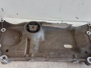 Gebruikte Subframe Volkswagen Caddy III (2KA,2KH,2CA,2CH) 2.0 SDI Prijs € 25,00 Margeregeling aangeboden door Autodemontagebedrijf Smit