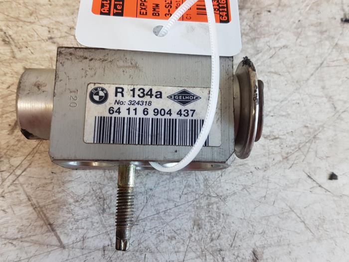 Gebruikte Airco expansieklep BMW 3-Serie Prijs € 15,00 Margeregeling aangeboden door Autodemontagebedrijf Smit