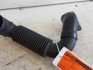 Gebruikte Aanzuigslang Lucht Citroen C2 Prijs € 25,00 Margeregeling aangeboden door Autodemontagebedrijf Smit
