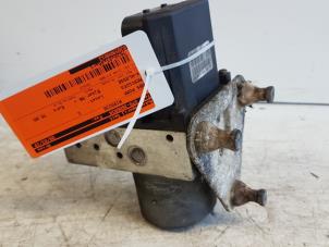 Gebruikte ABS Pomp Mercedes V-Klasse Prijs € 75,00 Margeregeling aangeboden door Autodemontagebedrijf Smit