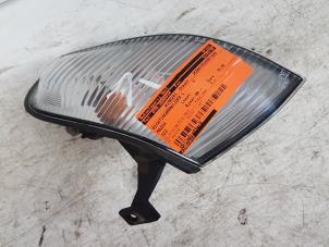 Gebruikte Knipperlicht links Mazda 323 Prijs € 15,00 Margeregeling aangeboden door Autodemontagebedrijf Smit