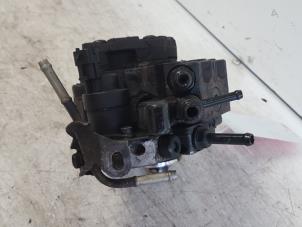 Gebruikte Dieselpomp Toyota Verso Prijs op aanvraag aangeboden door Autodemontagebedrijf Smit