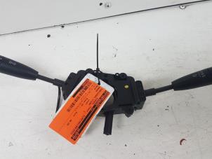 Gebruikte Licht + Raw Schakelaar Chevrolet Kalos (SF48) 1.4 Prijs € 35,00 Margeregeling aangeboden door Autodemontagebedrijf Smit