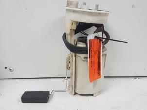 Gebruikte Tank element Pomp Volkswagen Golf IV (1J1) 2.3 V5 GTI Prijs € 25,00 Margeregeling aangeboden door Autodemontagebedrijf Smit