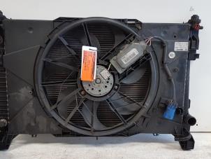 Gebruikte Radiateur Mercedes A (W169) 2.0 A-200 CDI 16V 5-Drs. Prijs op aanvraag aangeboden door Autodemontagebedrijf Smit