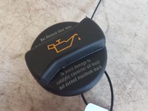 Gebruikte Oliedop Volkswagen Golf V (1K1) 1.9 TDI Prijs € 10,00 Margeregeling aangeboden door Autodemontagebedrijf Smit