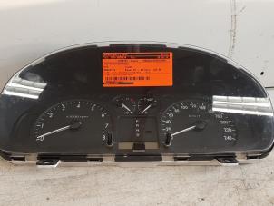 Gebruikte Cockpit Kia Magentis (GD) 2.5 V6 24V Prijs € 125,00 Margeregeling aangeboden door Autodemontagebedrijf Smit