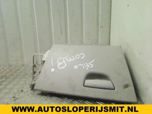 Gebruikte Dashboardkastje Fiat Stilo MW (192C) 1.9 JTD 80 Prijs op aanvraag aangeboden door Autodemontagebedrijf Smit