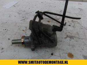 Gebruikte Hoofdremcilinder Ford Focus 1 Wagon 1.8 TDCi 115 Prijs op aanvraag aangeboden door Autodemontagebedrijf Smit