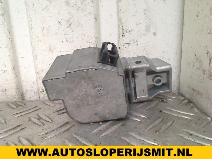 Gebruikte Computer Motormanagement Mercedes E (W210) 2.9 E-290 TDi Prijs op aanvraag aangeboden door Autodemontagebedrijf Smit