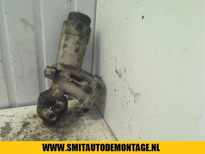 Gebruikte Oliefilterhuis Volkswagen Golf IV (1J1) 1.9 SDI Prijs op aanvraag aangeboden door Autodemontagebedrijf Smit