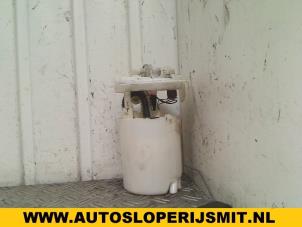 Gebruikte Brandstofpomp Mechanisch Renault Twingo (C06) 1.2 Prijs op aanvraag aangeboden door Autodemontagebedrijf Smit