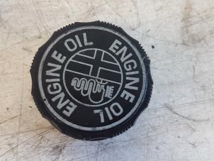 Gebruikte Oliedop Alfa Romeo GTV Prijs € 15,00 Margeregeling aangeboden door Autodemontagebedrijf Smit