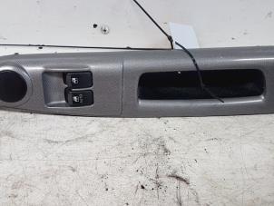 Gebruikte Handgreep Hyundai Getz 1.1i 12V Prijs € 20,00 Margeregeling aangeboden door Autodemontagebedrijf Smit