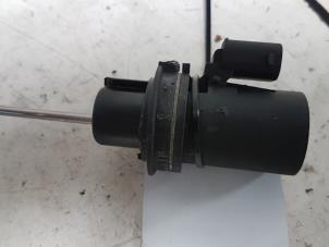 Gebruikte Rembol Mercedes C (W203) 2.0 C-200K 16V Prijs € 20,00 Margeregeling aangeboden door Autodemontagebedrijf Smit