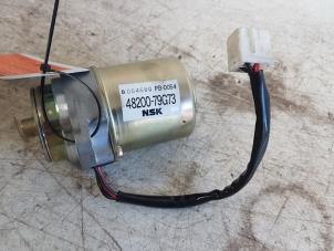 Gebruikte Pomp Servo Suzuki Alto (RF410) 1.1 16V Prijs € 50,00 Margeregeling aangeboden door Autodemontagebedrijf Smit