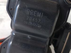 Bobine van een Ford Fiesta 5 (JD/JH) 1.3 2004