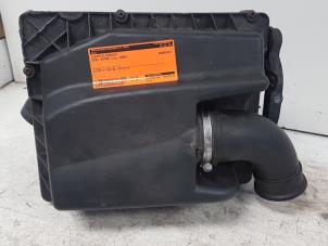Gebruikte Luchtfilterhuis Opel Astra H GTC (L08) 1.4 16V Twinport Prijs € 20,00 Margeregeling aangeboden door Autodemontagebedrijf Smit