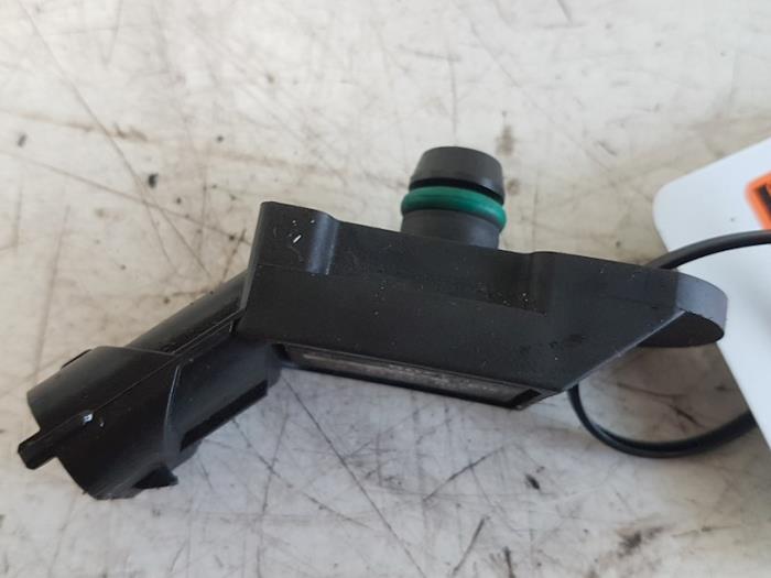 Gebruikte Map Sensor (inlaatspruitstuk) Fiat Grande Punto (199) 1.4 Prijs € 10,00 Margeregeling aangeboden door Autodemontagebedrijf Smit