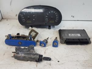 Gebruikte Kontaktslot + computer Volkswagen Polo IV (9N1/2/3) 1.2 12V Prijs € 130,00 Margeregeling aangeboden door Autodemontagebedrijf Smit