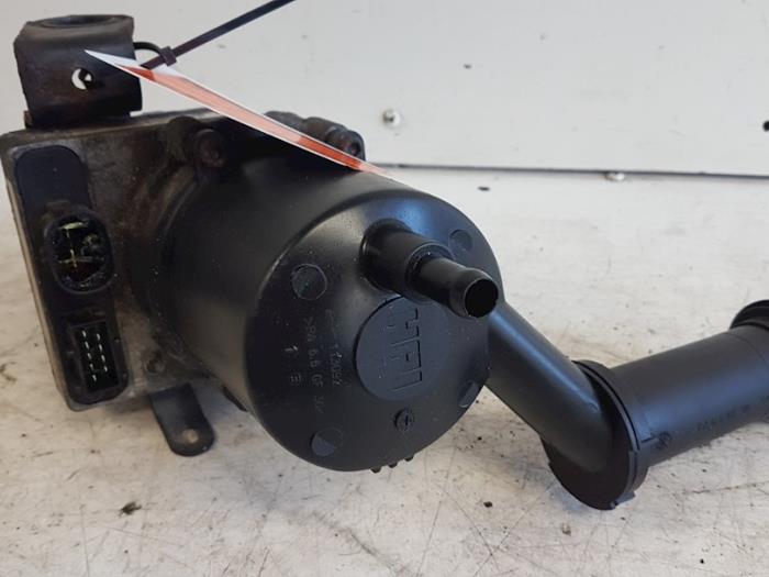 ABS Pomp van een Citroën C4 Coupé (LA) 1.6 16V 2006