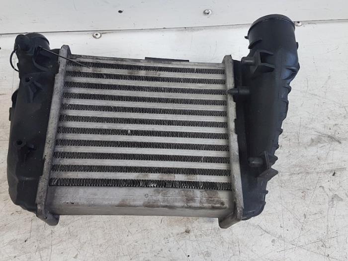 Gebruikte Intercooler Audi A4 Avant (B6) 2.5 TDI 155 24V Prijs € 35,00 Margeregeling aangeboden door Autodemontagebedrijf Smit